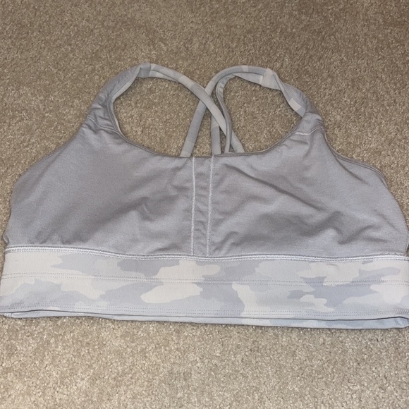 Lululemon bra 🍋 - Picture 3 of 6